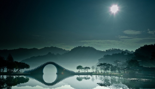 Puente del Cinturón de Jade