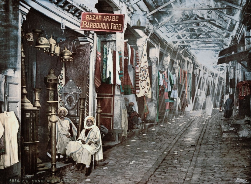 Rare color shots from Tunisia at the turn of the 19th and 20th centuries