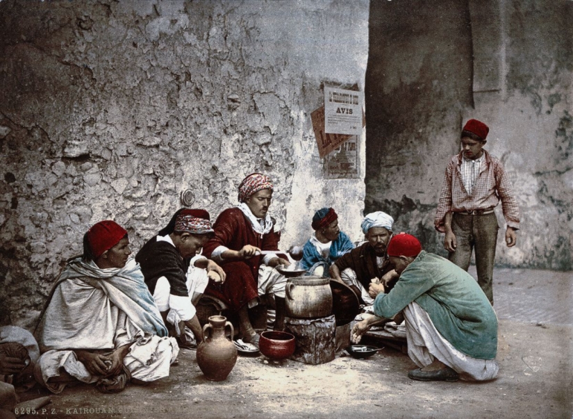 Rare color shots from Tunisia at the turn of the 19th and 20th centuries