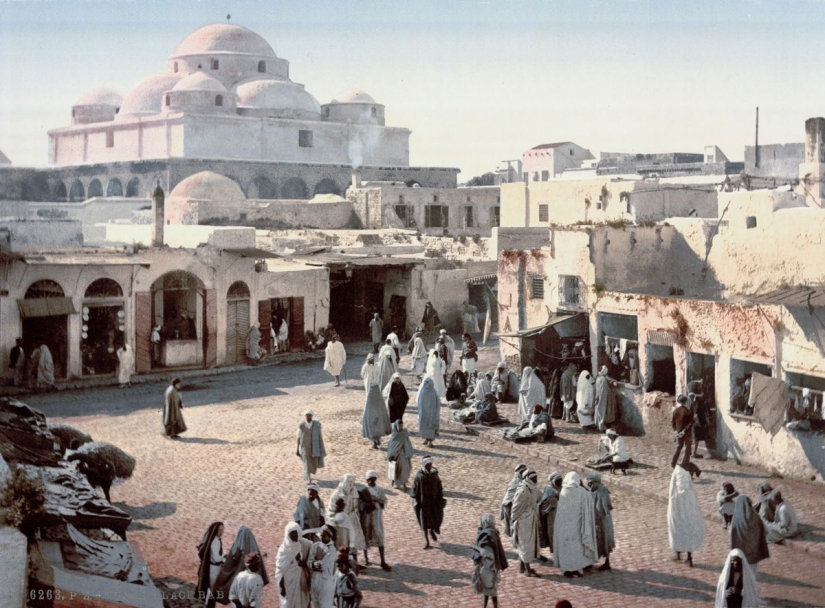 Rare color shots from Tunisia at the turn of the 19th and 20th centuries