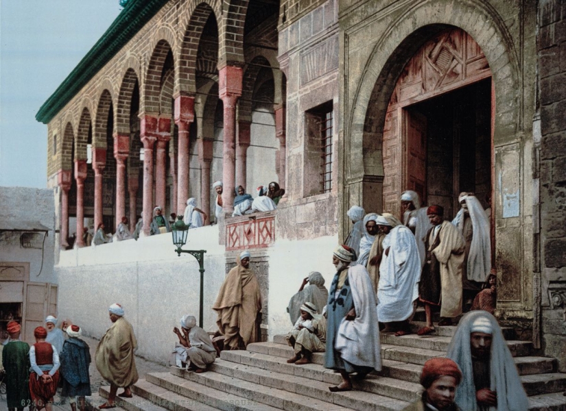 Rare color shots from Tunisia at the turn of the 19th and 20th centuries