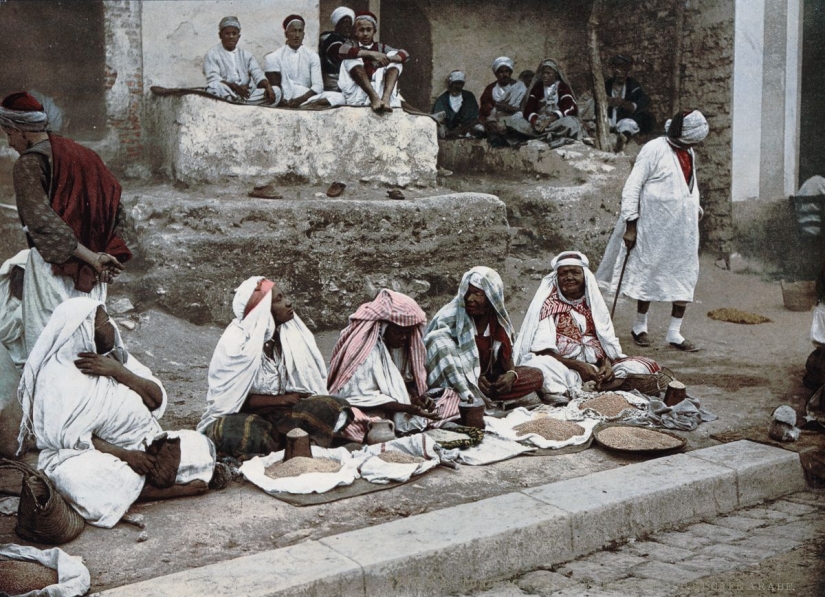 Rare color shots from Tunisia at the turn of the 19th and 20th centuries