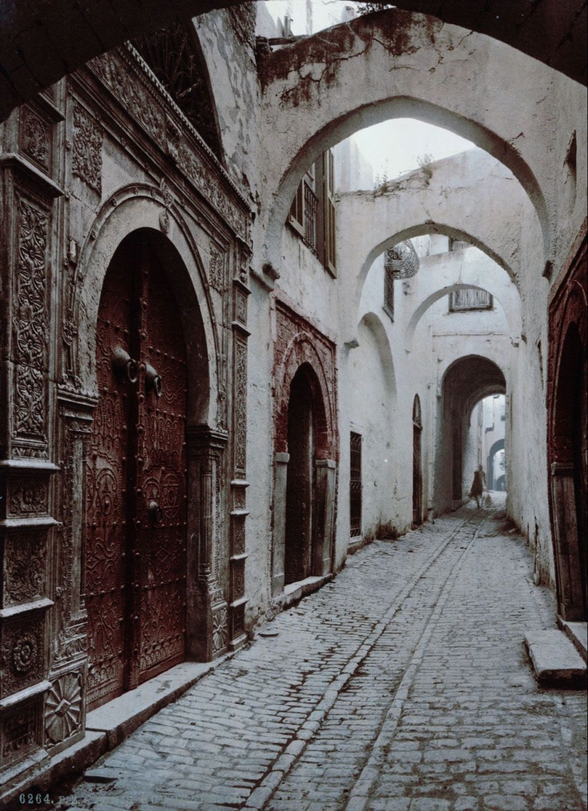 Rare color shots from Tunisia at the turn of the 19th and 20th centuries