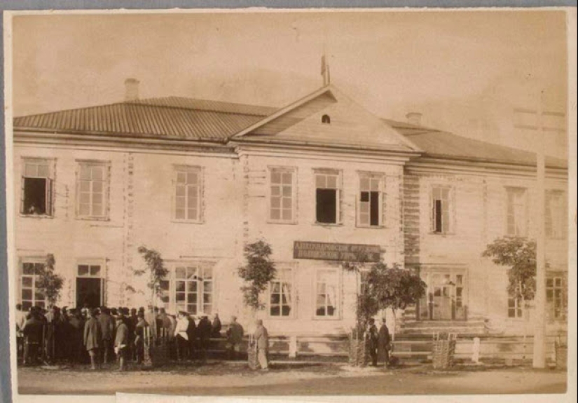 Rare photos of everyday life on Sakhalin of the late XIX - early XX century