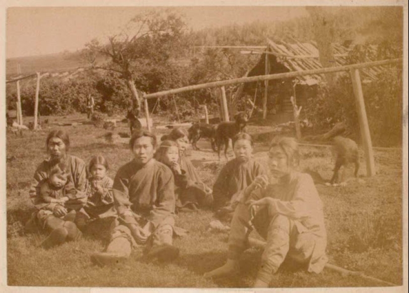 Rare photos of everyday life on Sakhalin of the late XIX - early XX century