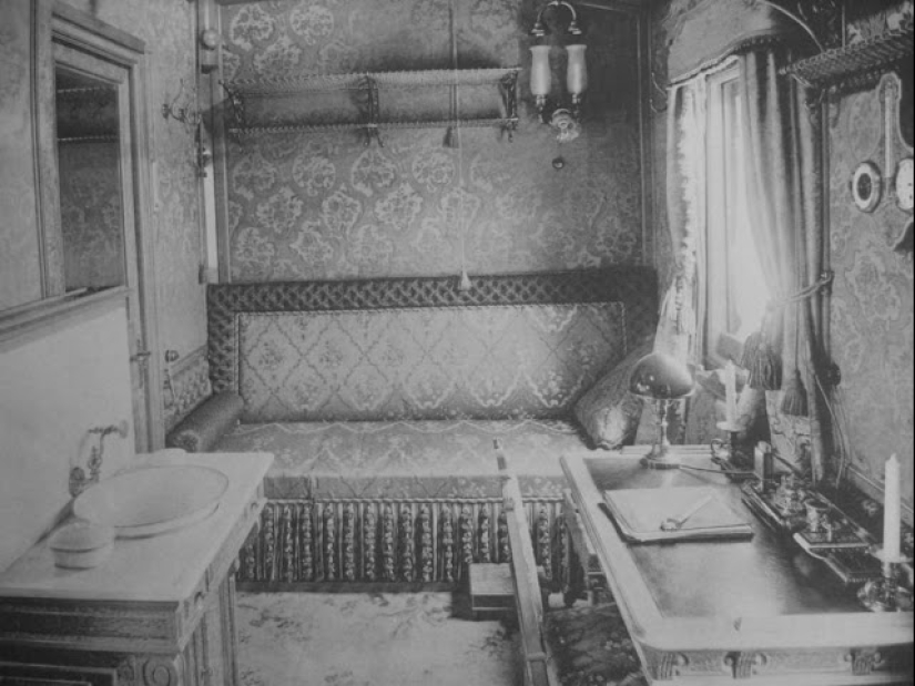 Rare photos of the imperial train in which Nicholas II lived and traveled