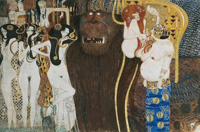 Real models recreated the famous paintings of Gustav Klimt