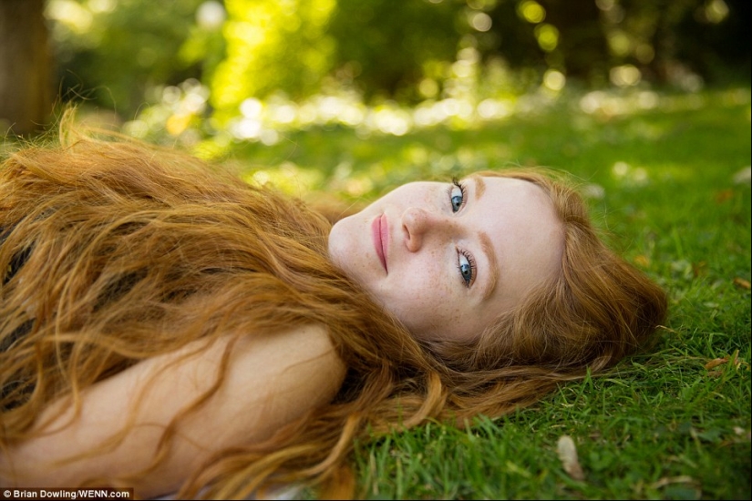 Red-haired beauty: the photographer gathered red-haired beauties from all over the world in the project