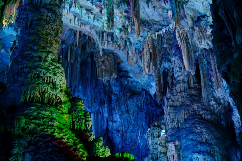 Reed Flute Cave