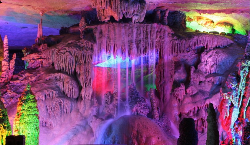 Reed Flute Cave