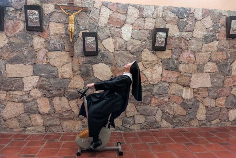 Resulta que la vida de las monjas no es tan monótona como pensamos