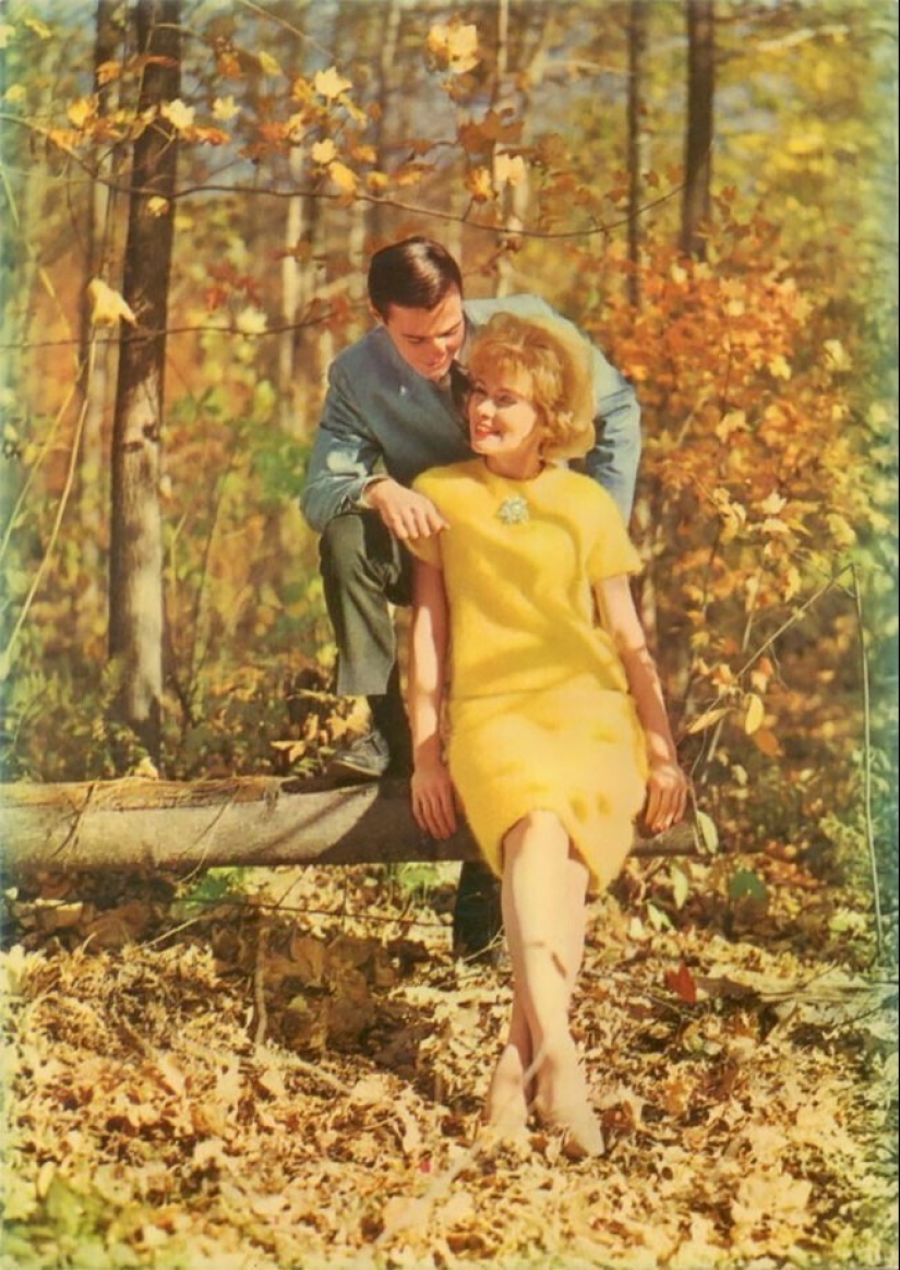 Romantic photos of couples from 1960‑ies