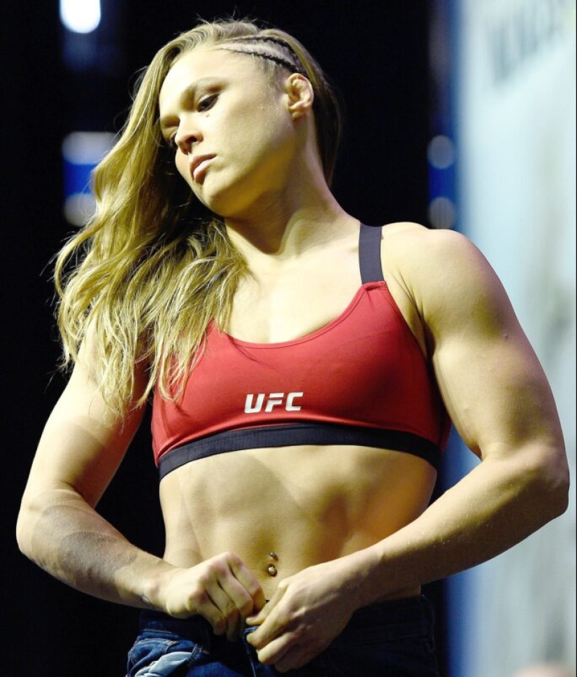 Ronda Rousey-Luchador de MMA, luchador, granjero y una belleza