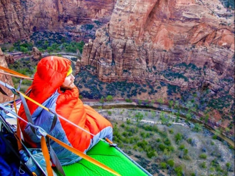 Sí, para durar la noche: cómo duermen los escaladores en las montañas