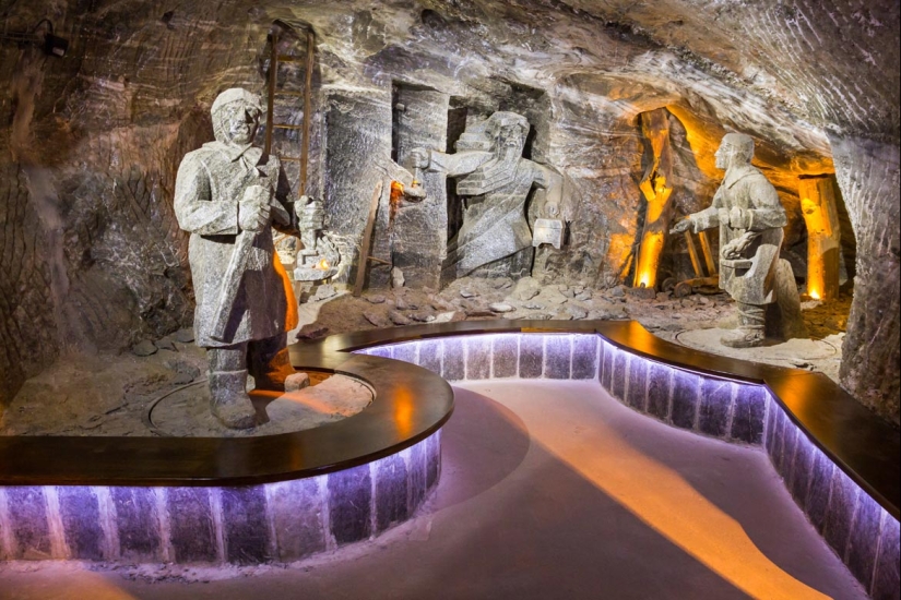 Salt mines &quot;Wieliczka&quot; - the inexhaustible wealth of the Polish kings