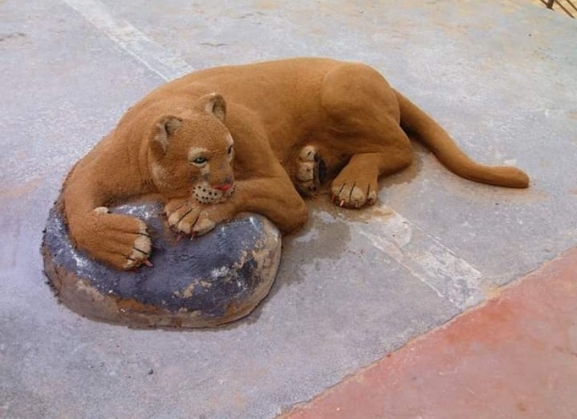 Sculptor Andoni Bastarrica and his amazing but short-lived sand creations