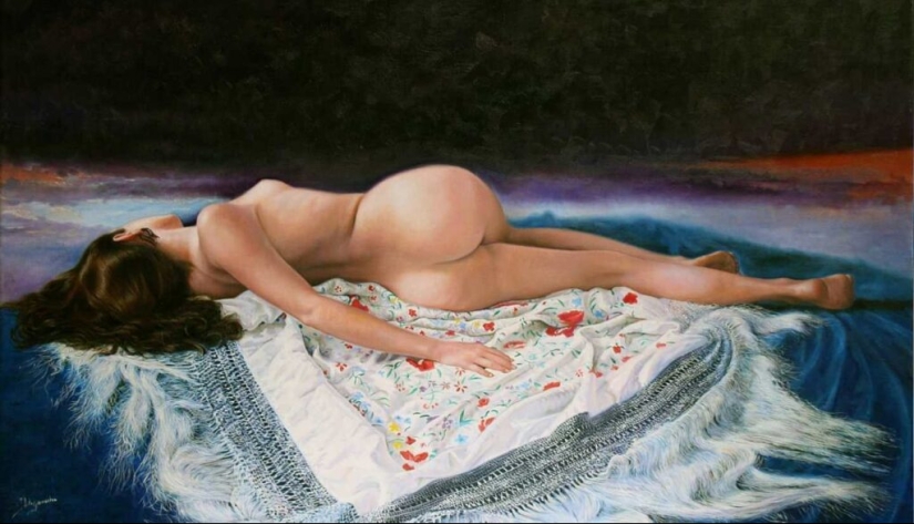 Sensual paintings by artist Hanto Garrucho