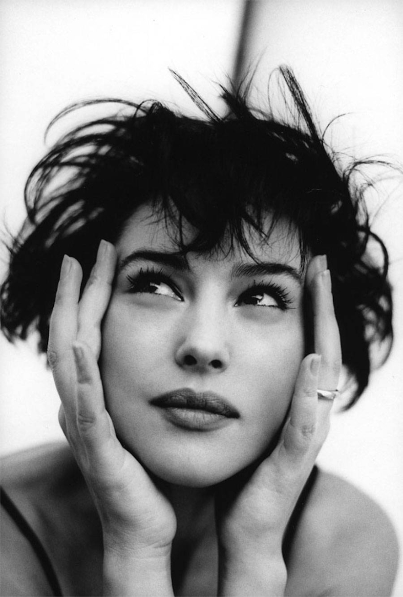 Sex symbol of the world: Unique pictures of Monica Bellucci