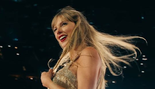 “She Should Sue”: Swifties React To Graphic AI Images Of Taylor Swift Flooding The Internet