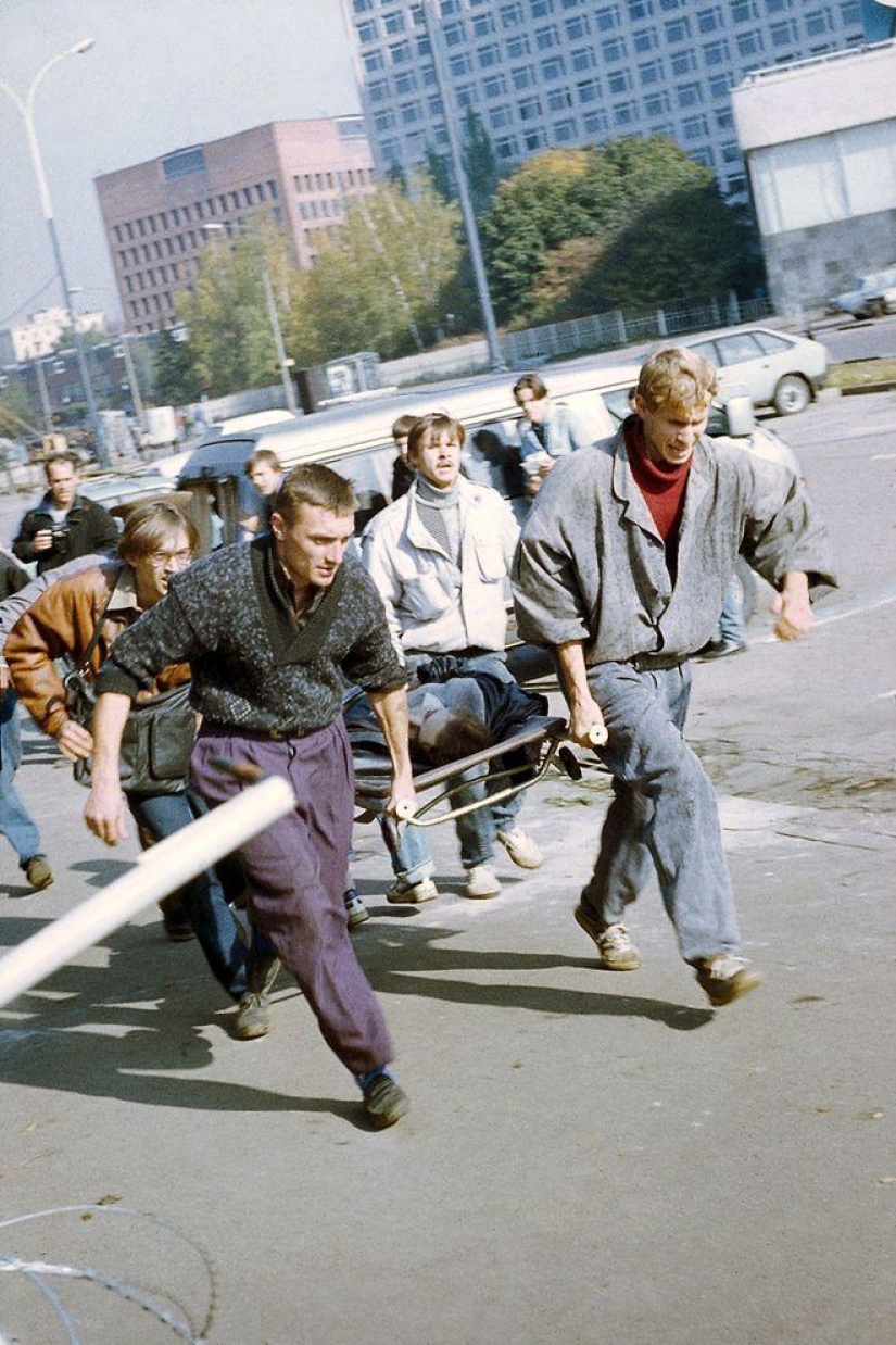 Shooting of the House of Soviets on October 4, 1993