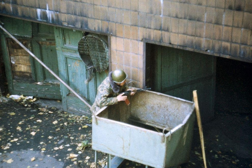 Shooting of the House of Soviets on October 4, 1993