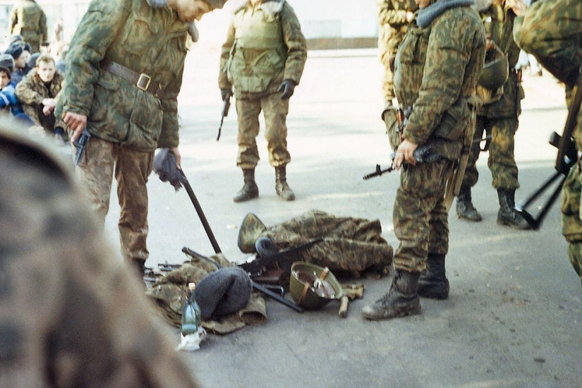 Shooting of the House of Soviets on October 4, 1993