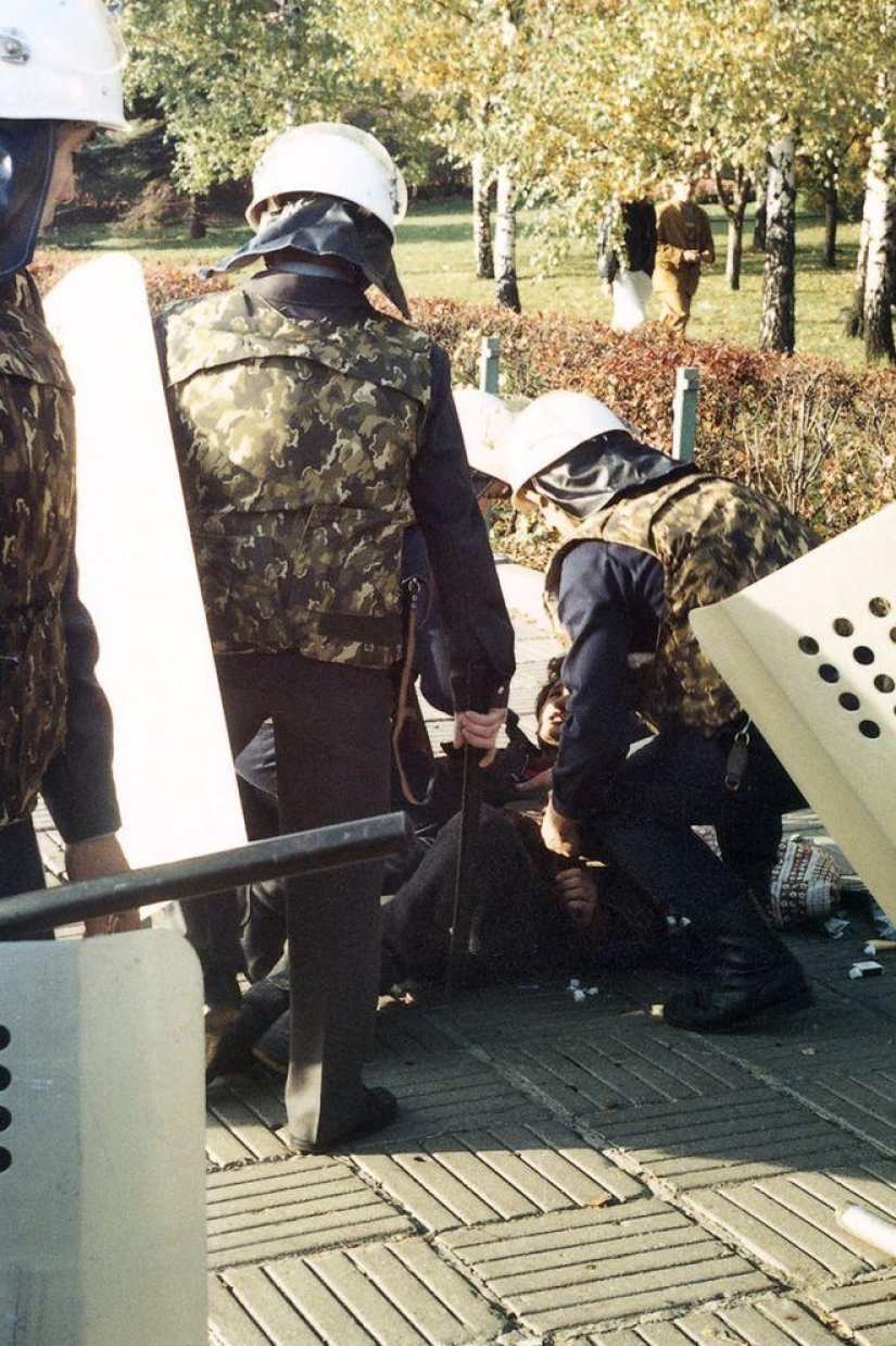 Shooting of the House of Soviets on October 4, 1993