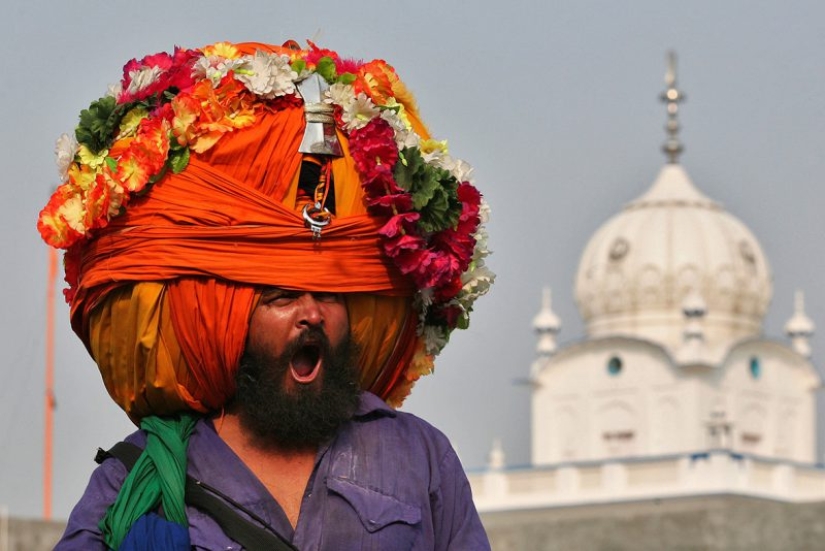 Sikhs-gente de paz, viviendo por el bien de la guerra