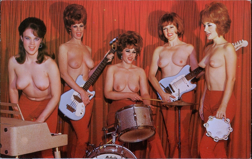 Singing breasts: musical topless groups of the second half of the XX century