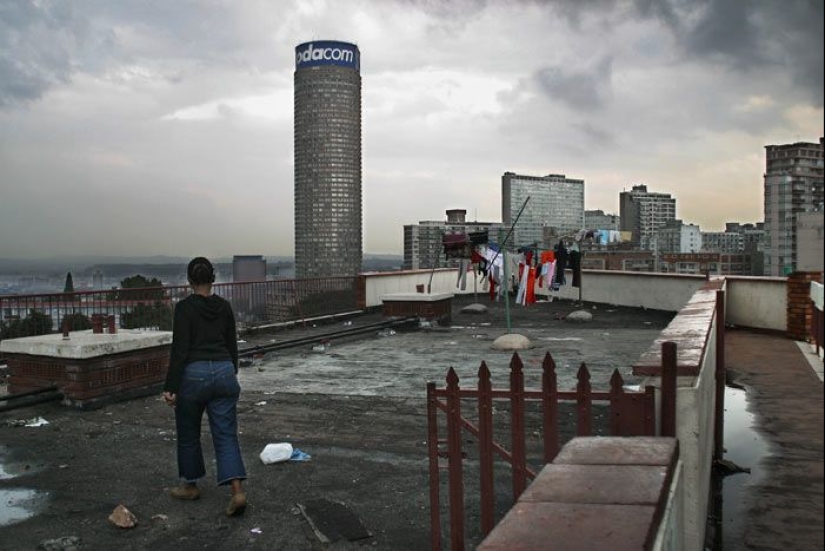 Skyscraper-well Ponte City Apartments: the highest and most problematic in Africa