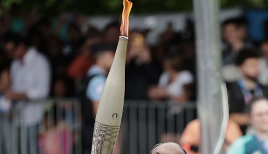 Snoop Dogg Carries Olympic Torch For Paris 2024 Games As “Special Correspondent”