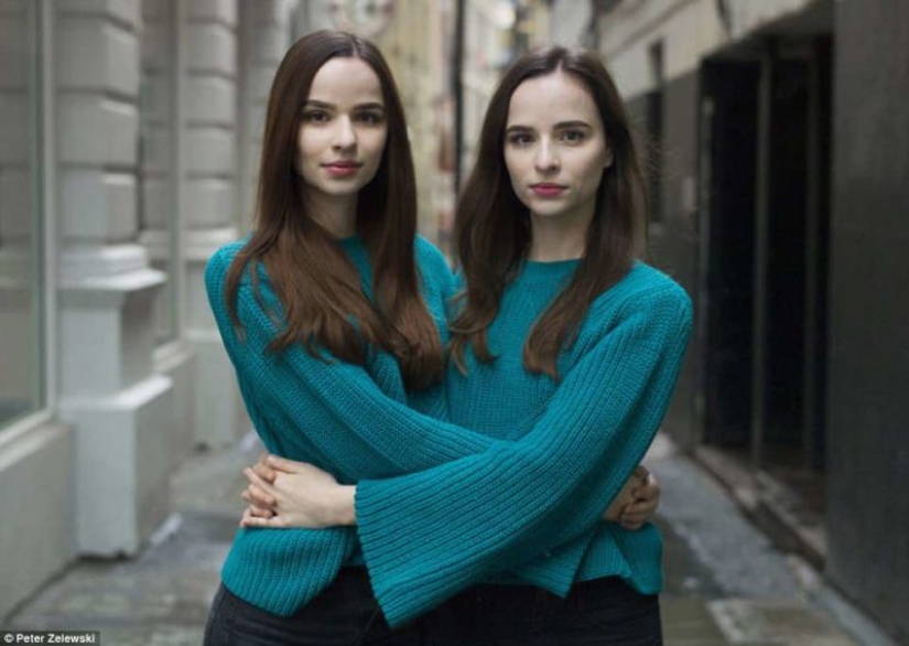 So similar, but so different: 20 incredible portraits of twins