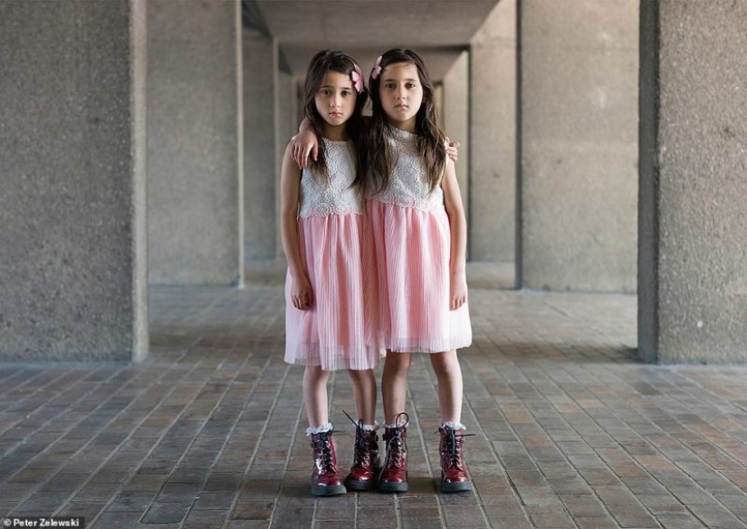 So similar, but so different: 20 incredible portraits of twins