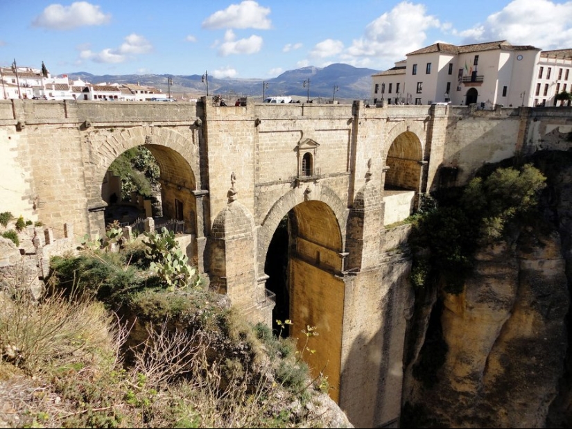 Soaring over the Ronda Gorge: an extraordinary city on the rocks