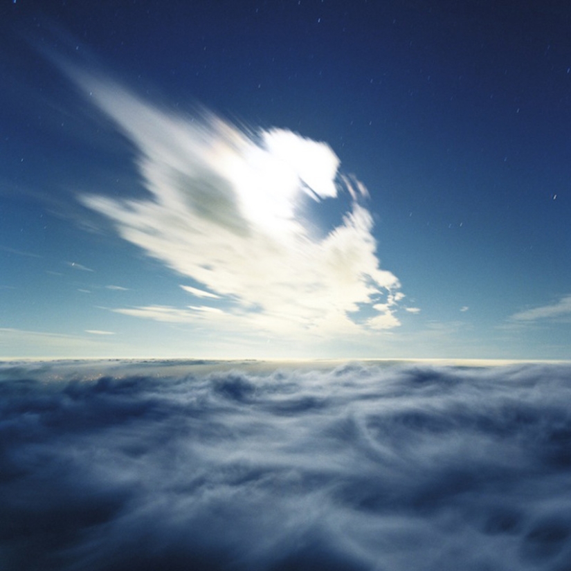 Sobre el suelo: Increíbles vistas desde la cima de Fujiyama