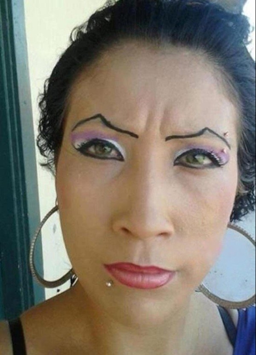 Stop the earth, I'll go! 20+ pictures of people with incredibly weird eyebrows