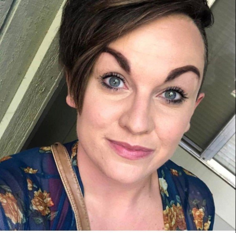 Stop the earth, I'll go! 20+ pictures of people with incredibly weird eyebrows