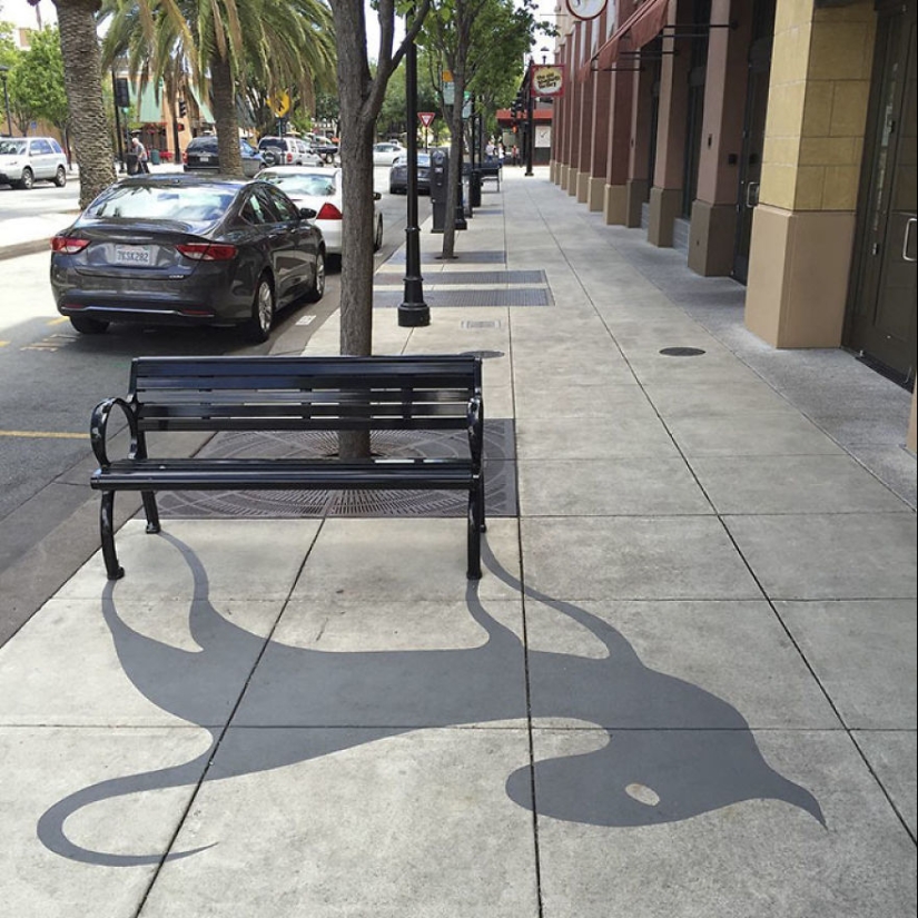 Street Artist Replaces 20 City Shadows With Flowers and Monkeys, and Many Didn&#39;t Even Notice