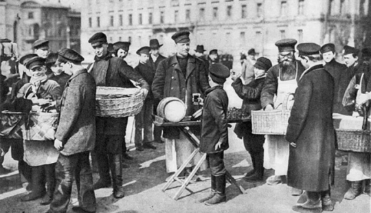 Street food in pre-revolutionary Russia: what did our ancestors eat "on the go"?