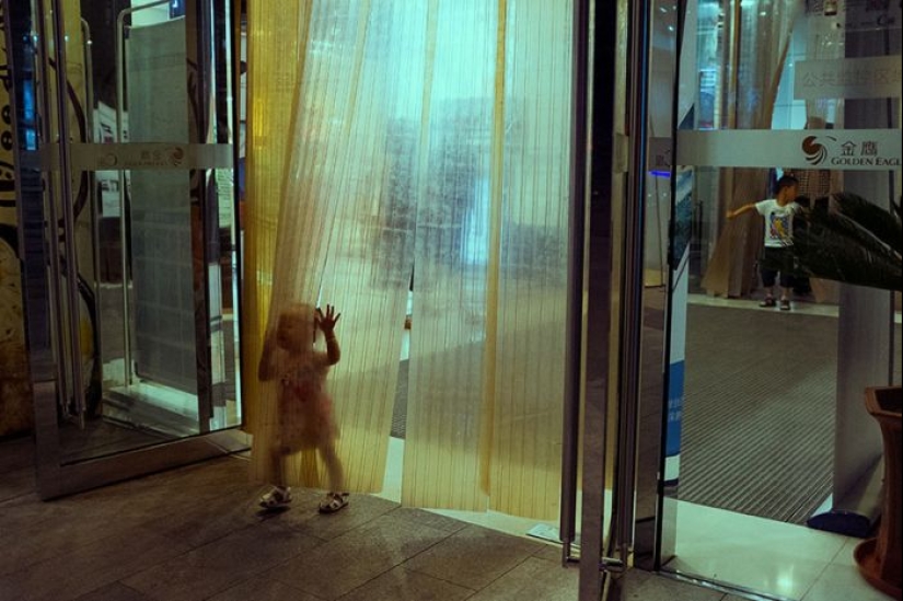 Street photos by Chinese photographer Tao Liu