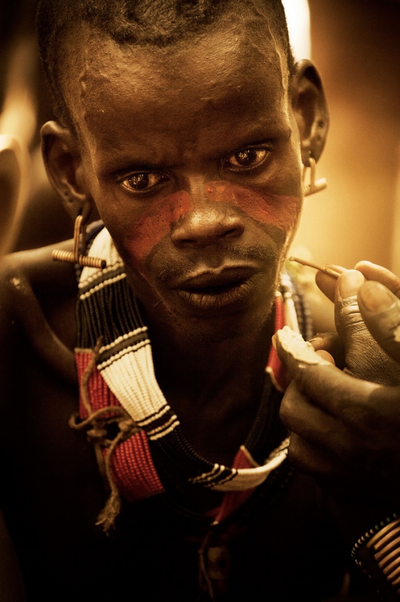 Striking photos of Ethiopian tribes