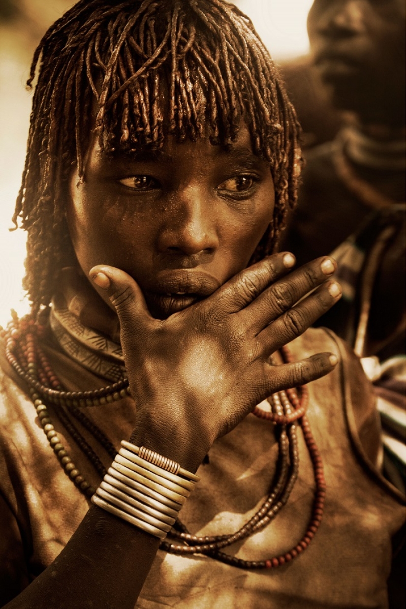 Striking photos of Ethiopian tribes