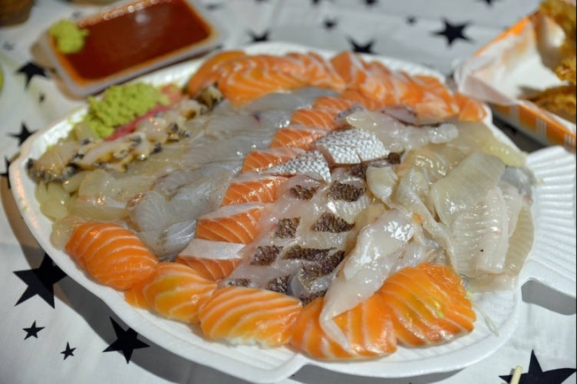 Students of Japanese schools grow fish, and then decide whether to eat it or release it into the ocean