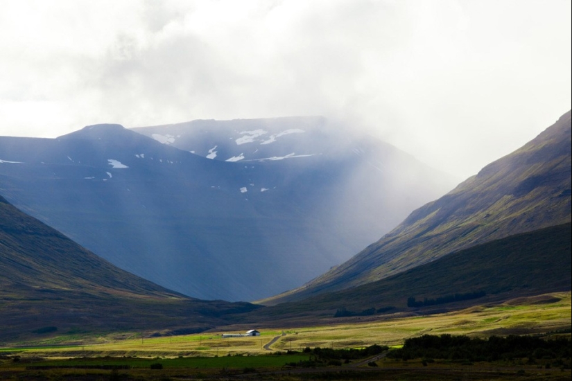 Stunning houses built far from civilization