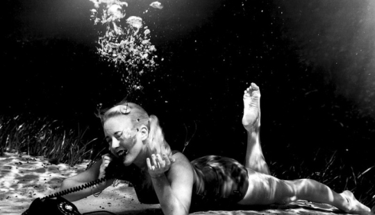 Suave belleza de las primeras imágenes submarinas de la década de 1930‑erótico