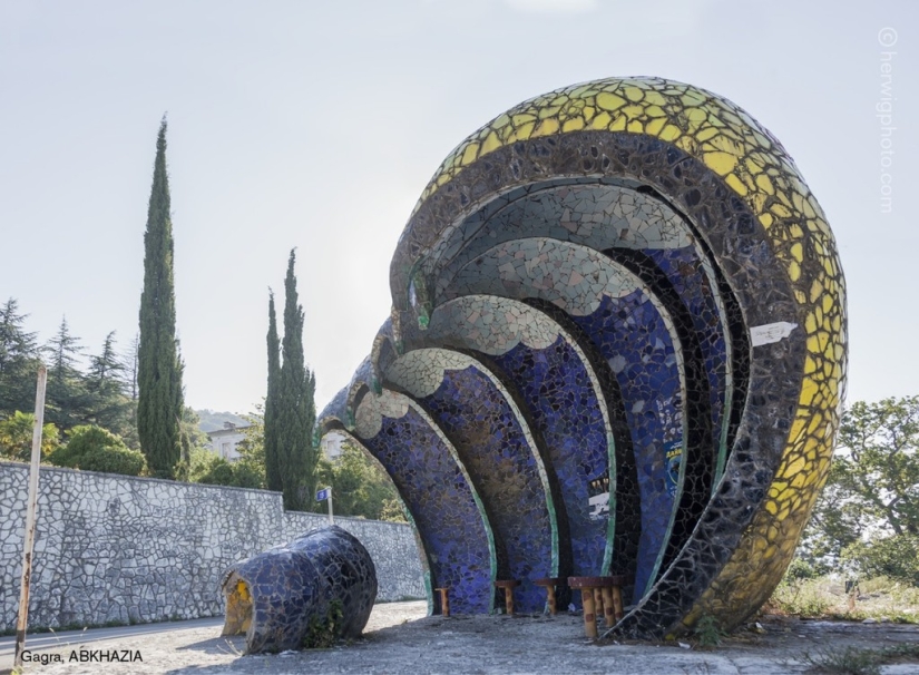 Such different Soviet bus stops in photographs by Christopher Herwig