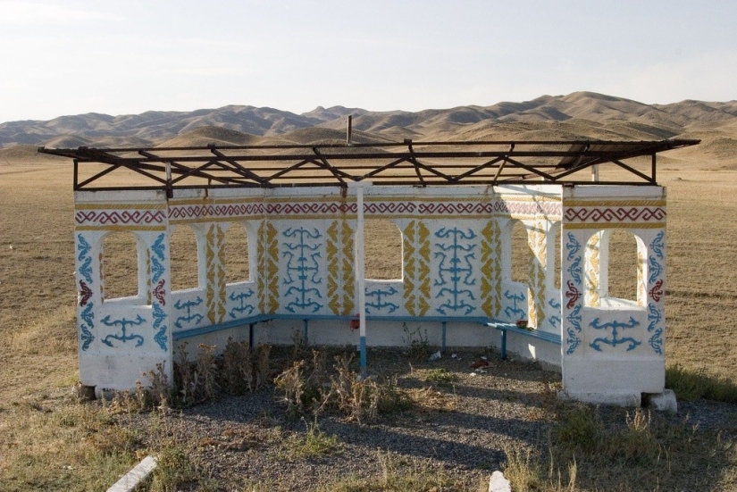 Such different Soviet bus stops in photographs by Christopher Herwig