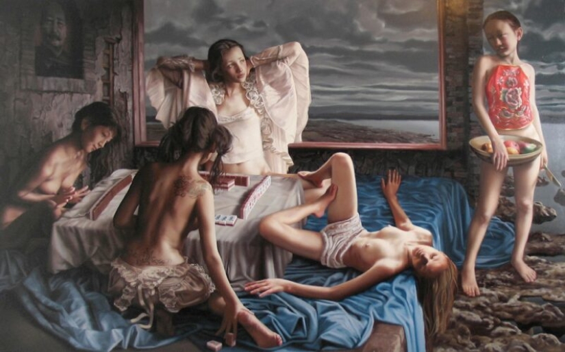 Surrealist artist Lui Liu and his erotic fantasies female body