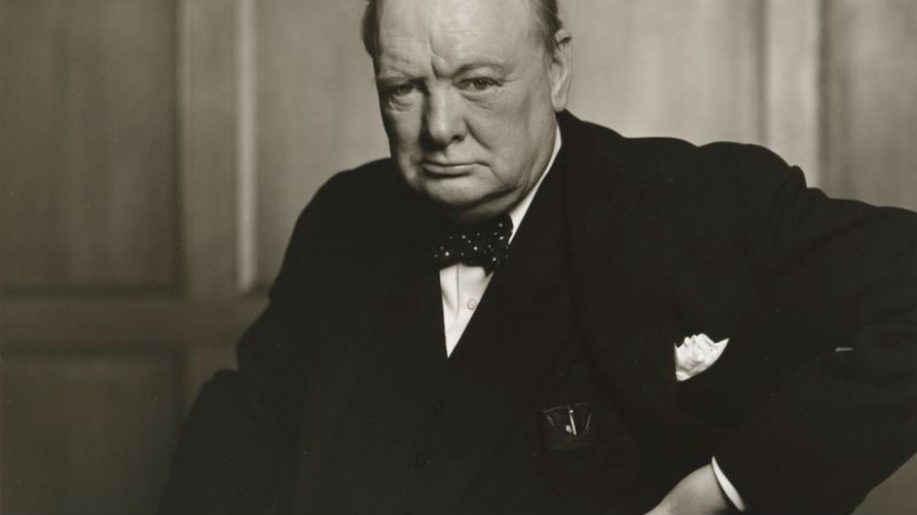 Take a cigar and take a quick photo: the secret of one of the most famous pictures of Churchill