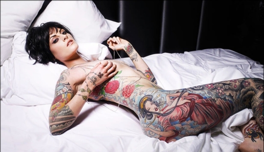 Tattoo as art: stunningly painted girls